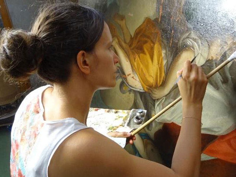 Sandra Abre, restauratrice de tableaux, atelier du Lauragais, 31